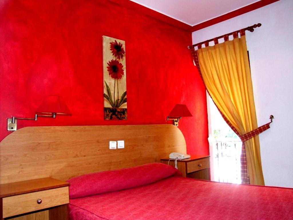Hostal Santa Marta Aranjuez Exterior photo