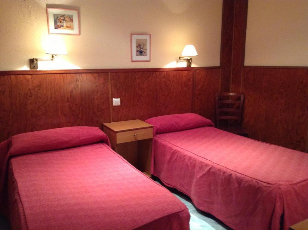 Hostal Santa Marta Aranjuez Room photo