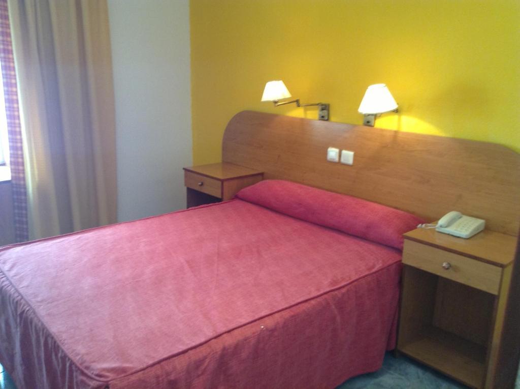 Hostal Santa Marta Aranjuez Room photo