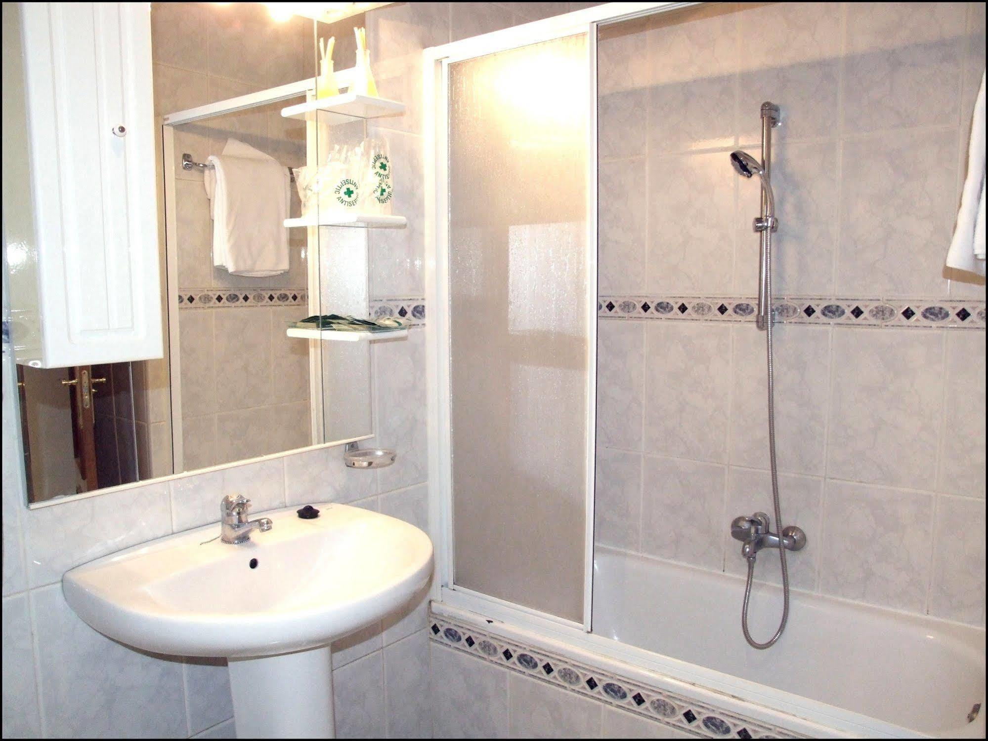 Hostal Santa Marta Aranjuez Exterior photo